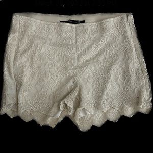 Lace offf white shorts